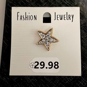 Star pin